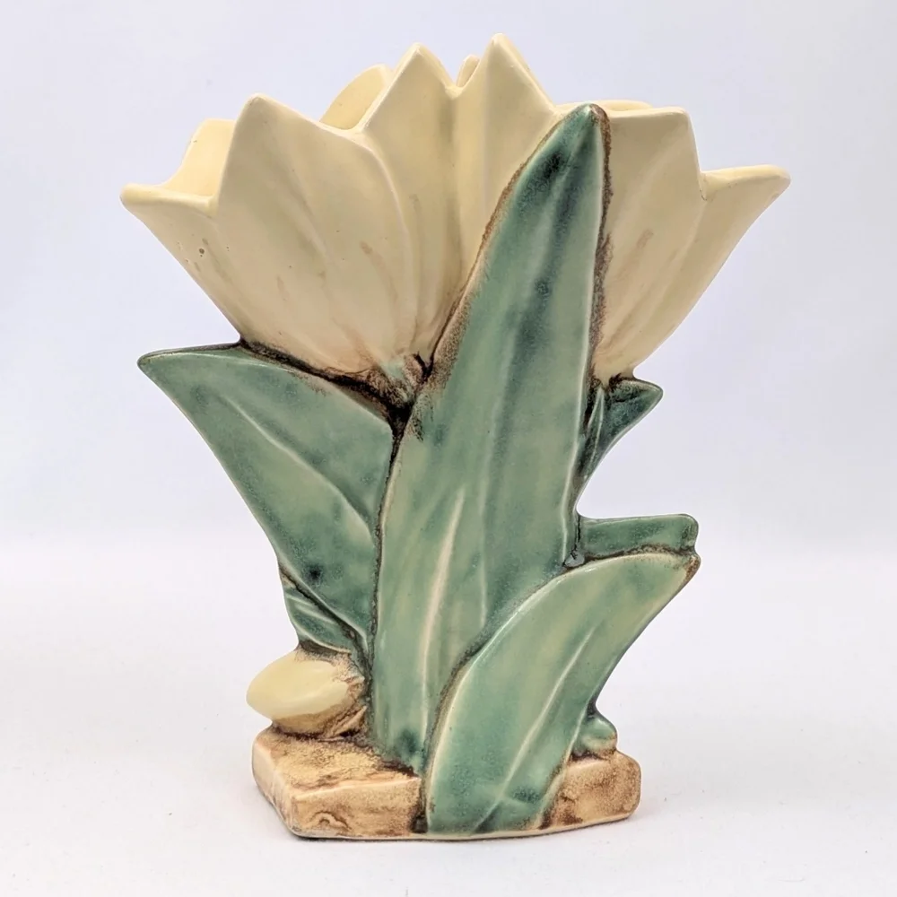 McCoy Double Tulip Vase Vintage Pottery Retro Cottagecore Farmhouse Collectible